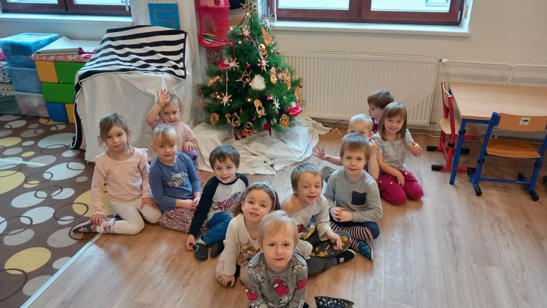 12.12. 2024 Překvapení pod stromečkem