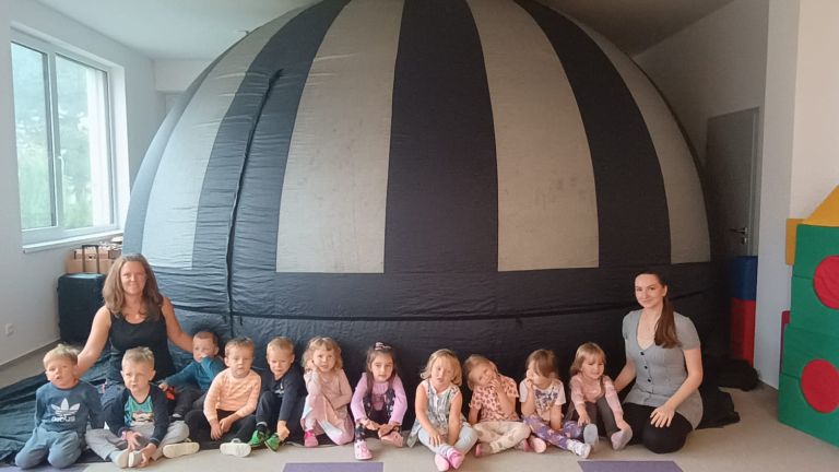 Říjen 2025 Sférické kino