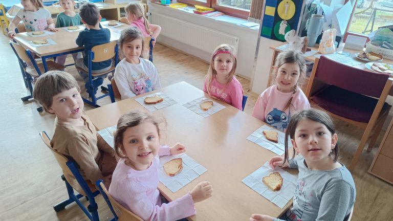 Březen 2026 - Pekli jsme beránka