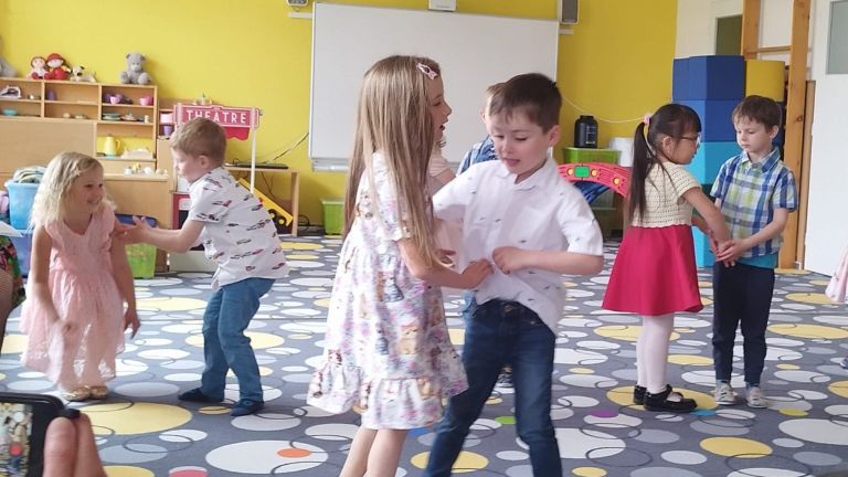 Besídka ke Dni matek